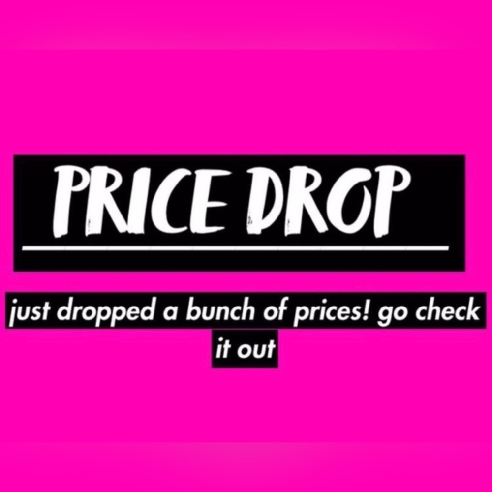 Dropping prices! Please check out my closet! 👗👠💕